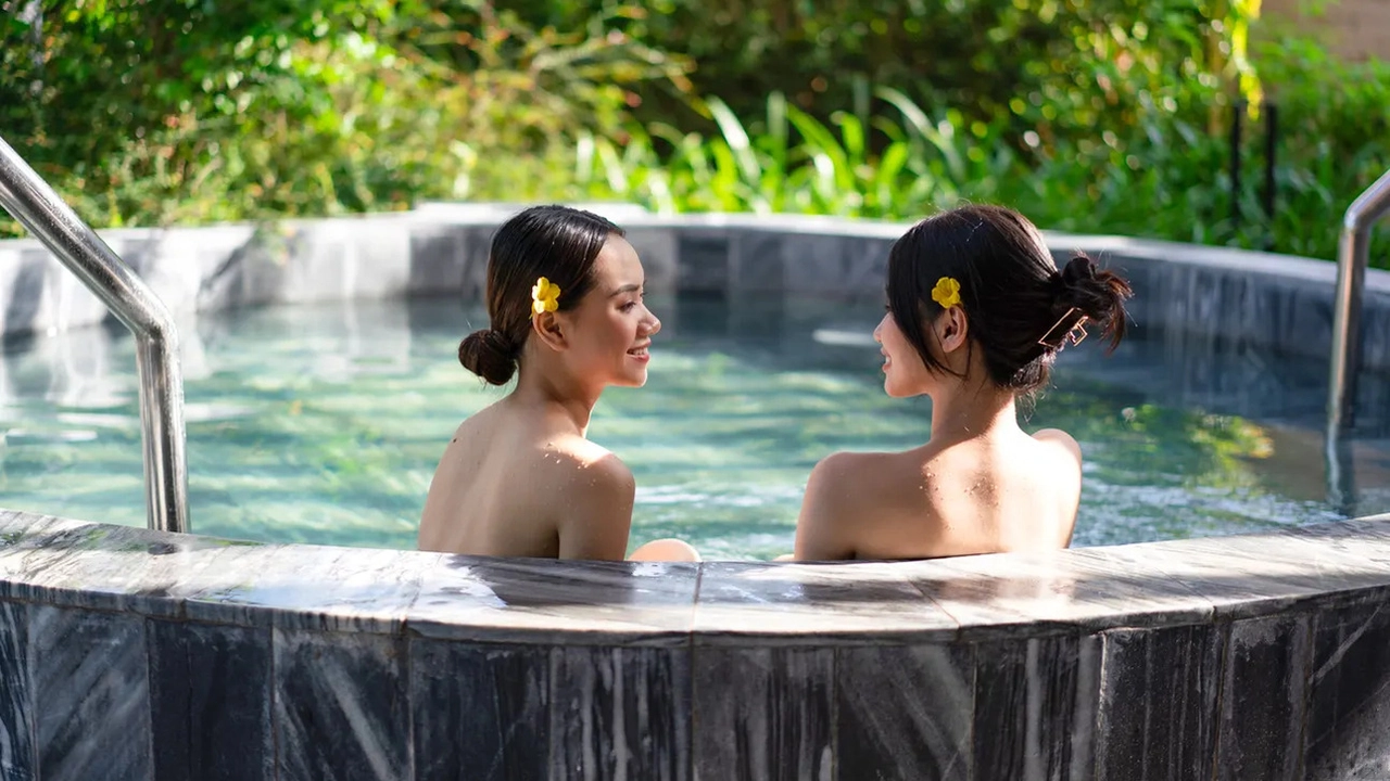 Thuê xe Sài Gòn đi Suối nước nóng Bình Châu - Trọn gói, Giá rẻ